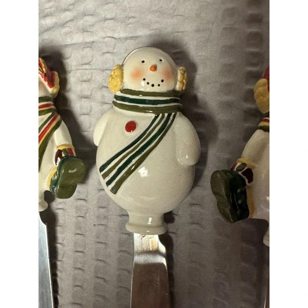Set of 4 Snowman Butter Or‎ Cheese Spread Knives - Stainless Steel